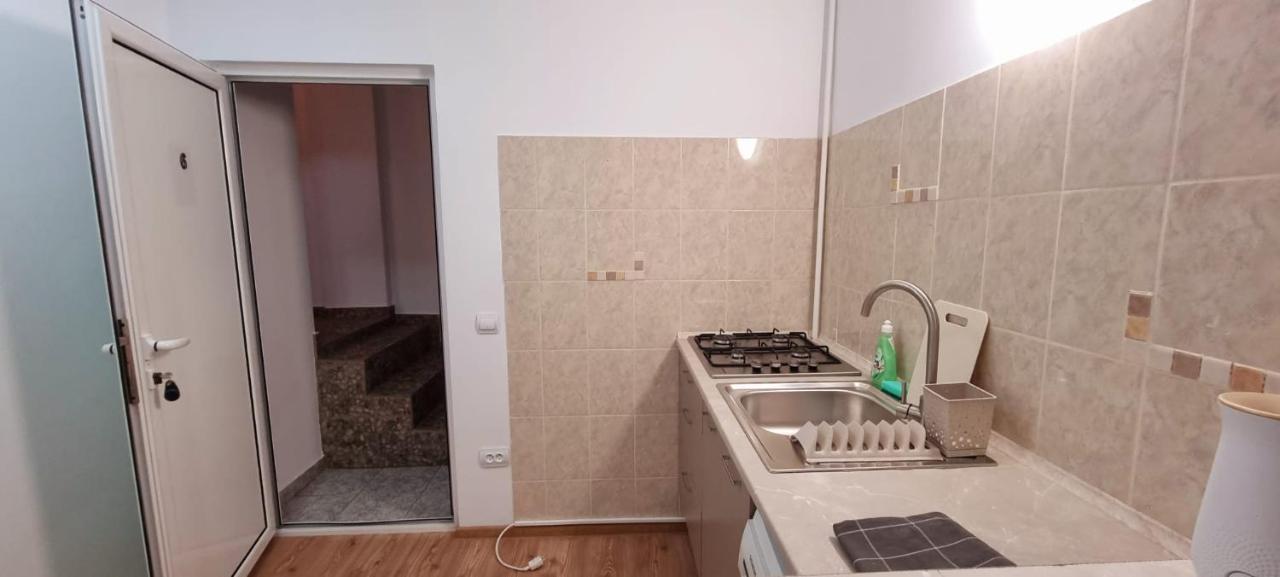Apartamente Elegante In Regim Hotelier Jászvásár Kültér fotó