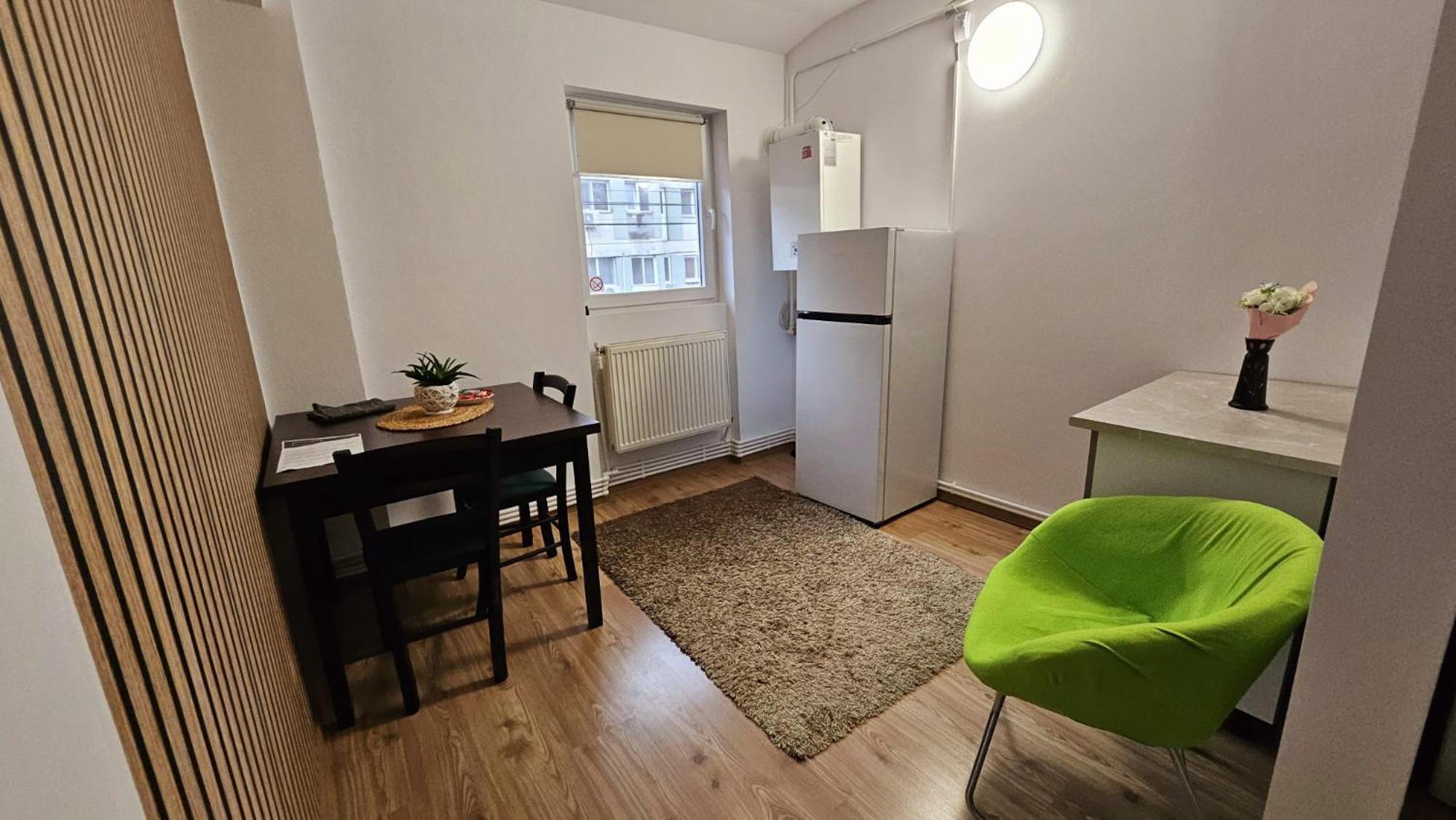 Apartamente Elegante In Regim Hotelier Jászvásár Kültér fotó